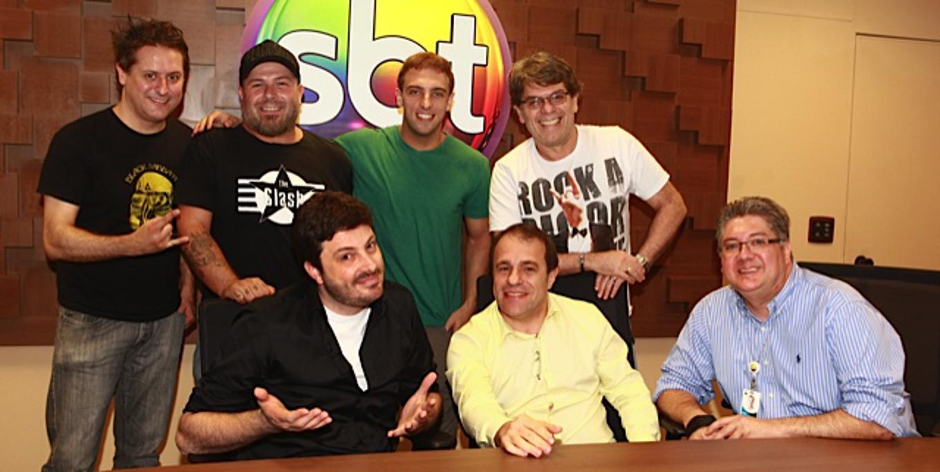 Danilo Gentili critica Band e diz que precisa melhorar piadas no SBT Notícias da TV